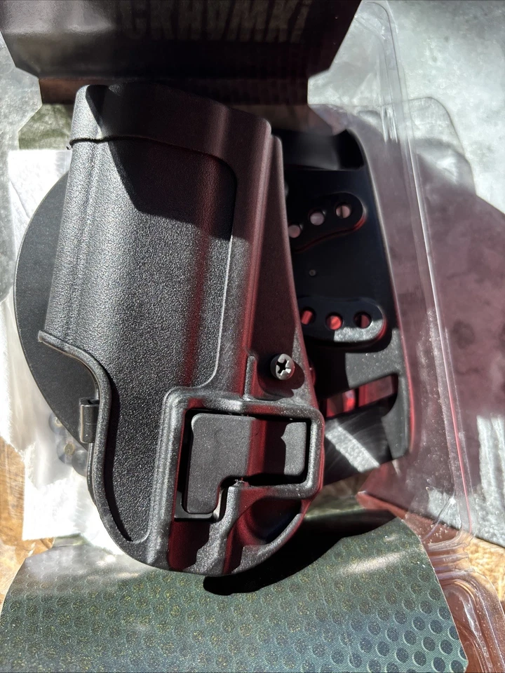 BLACKHAWK SERPA CQC Holster, Size 42, RH, Matte Black (410542BK-R) - Image 3 of 3