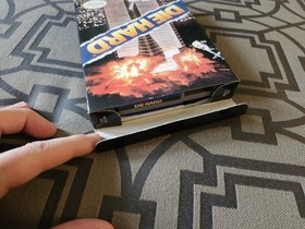 Die Hard Nintendo NES - Near MINT 100% Complete Reg Card Poster Baggy Paperwork