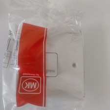 MK K4878P WHI 10A 1G SP Retractive Switch "Press" .