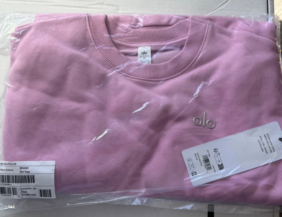 NWT ALO YOGA Candy Heart Pink Accolade Crew Neck Pullover | eBay