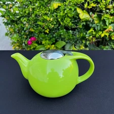 Vibrant Lime Green Ceramic Teapot with Infuser and Lid Glossy Tea Pot China