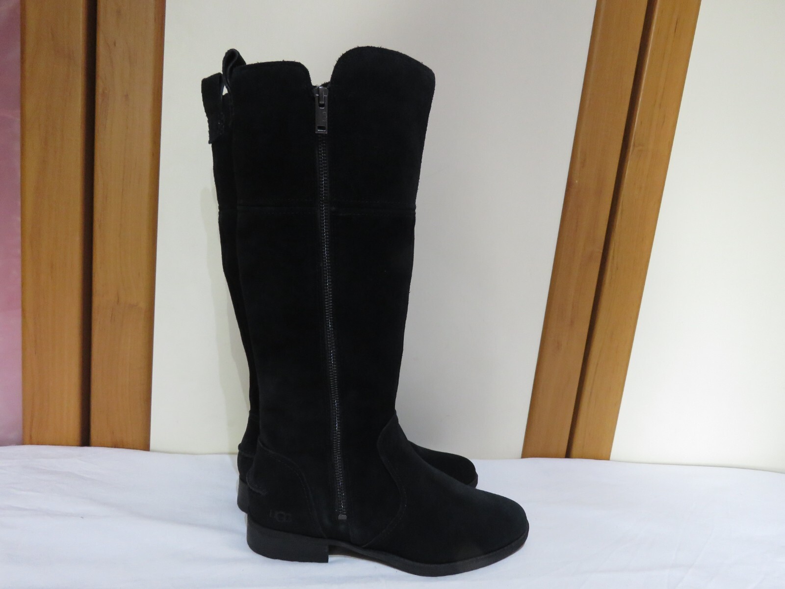 UGG® AUSTRALIA SORENSEN BLACK WATERPROOF SUEDE BOOTS UK 6 EUR 39 USA 8 RRP £325 image 4