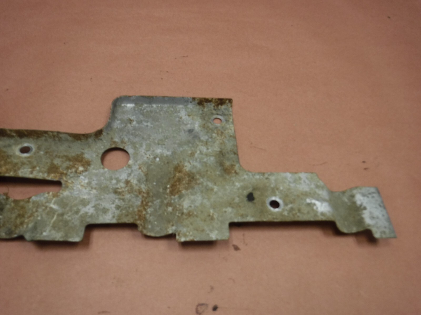 Jeep Cherokee XJ 8790 Renix Intake Manifold Heat Shield Cover Comanche