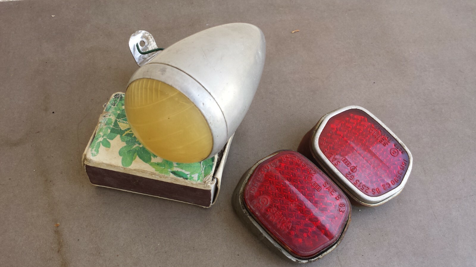 Paire De Catadioptres Anciens GECO - Diamètre 57 Mm - Pour 2CV, Vélo, Remorque - Fabriqué En France