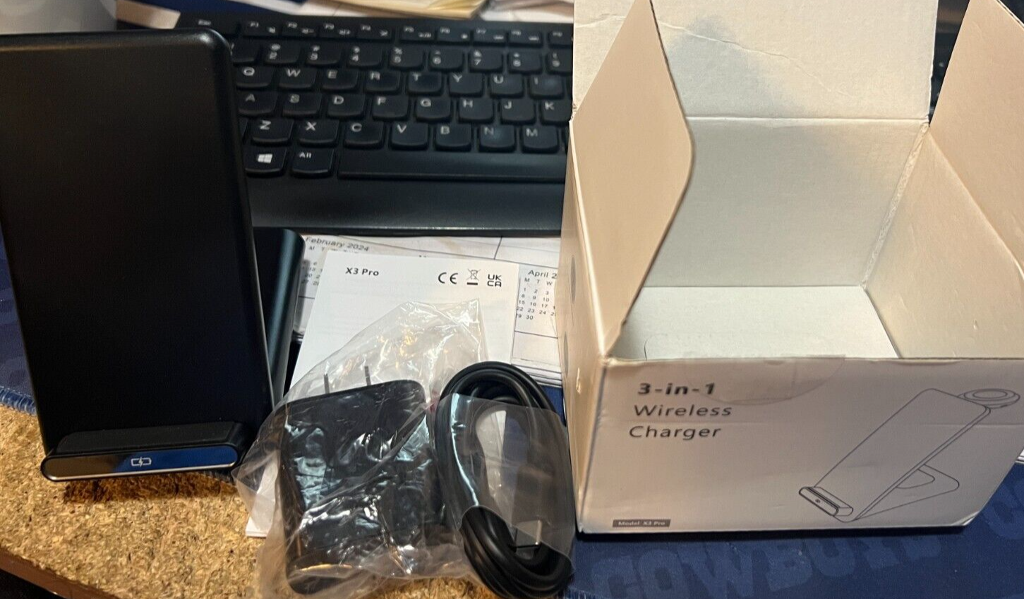 Wireless Charging Station-3 in 1 Wireless Charging Stand--Apple Watch-phone-ipod-image