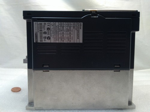 Square D: ATV312HU22N4; Var. Freq. Drive, Open 3HP 480VAC 3PH Altv 312, w/Pot - Picture 3 of 10