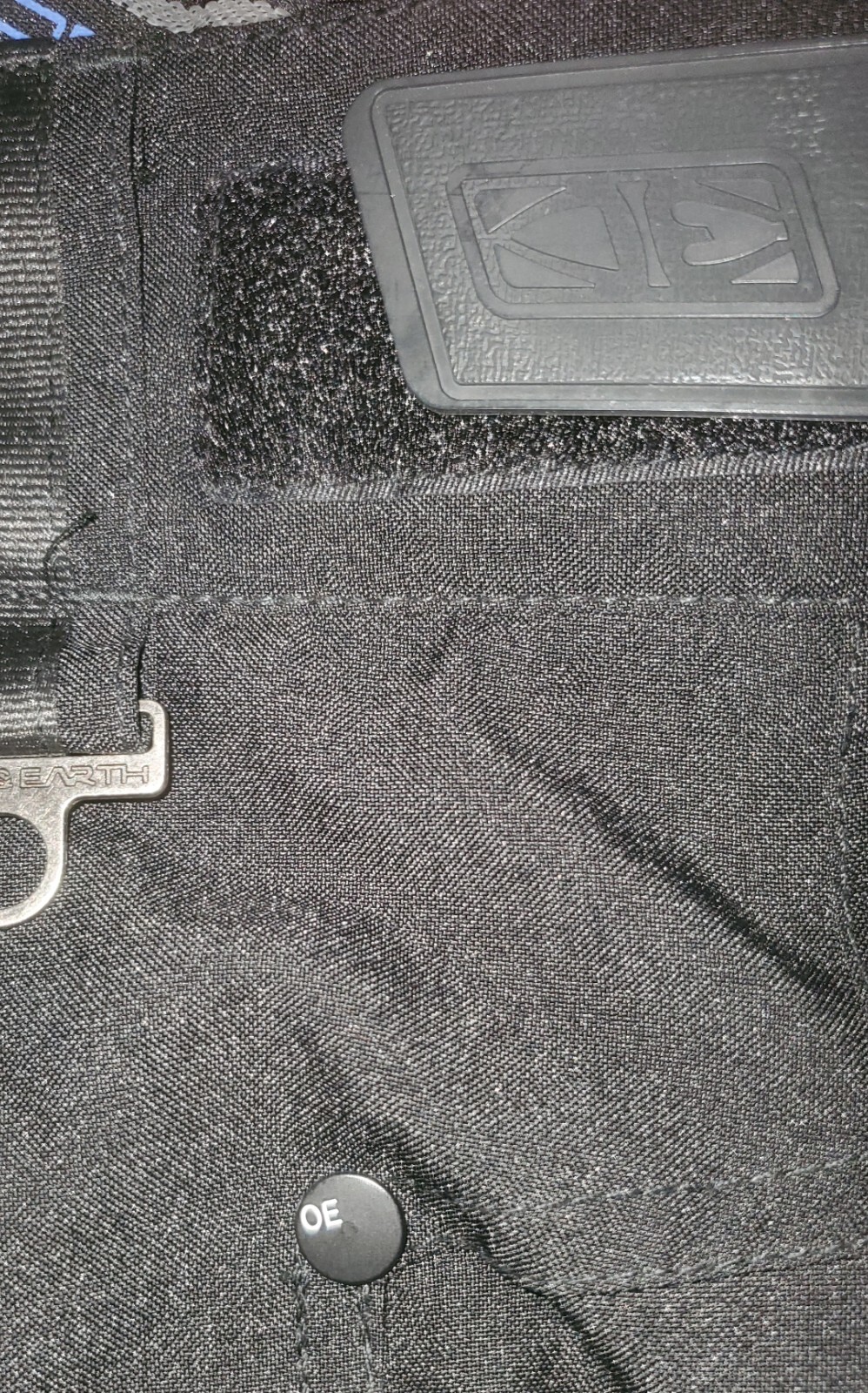 Ocean & Earth ski pants s small black reflective snow  rescue snowboarding recco