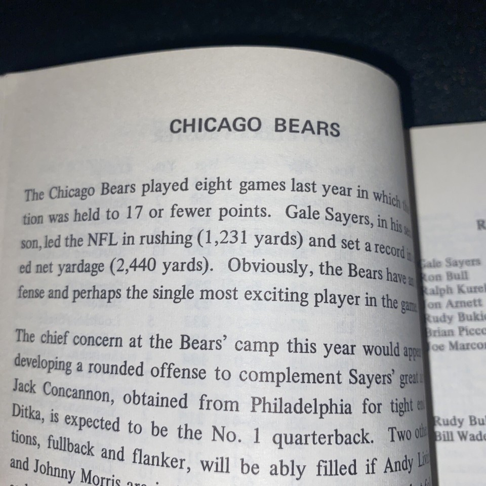 SCARCE NFL FOOTBALL CONLEYS ‘67 GUIDESTARR COVERDAWSON BACKSAYERS BK