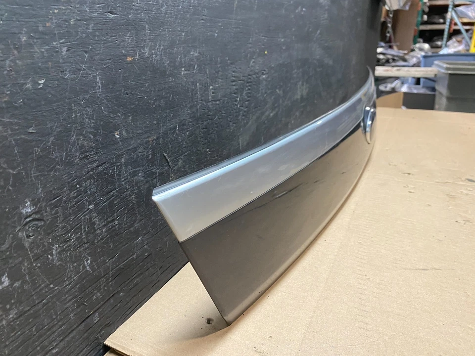 Subaru Forester 2006 2007 2008 puerta levadiza puerta trasera maletero moldura E4947 DG1 Foto 3 de 4