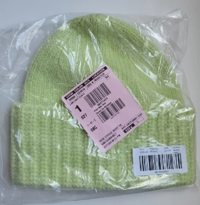 Madewell Fuzzy Wide-Cuffed Beanie Madewell Fuzzy Wide-Cuffed Beanie New | Mercari main image 4