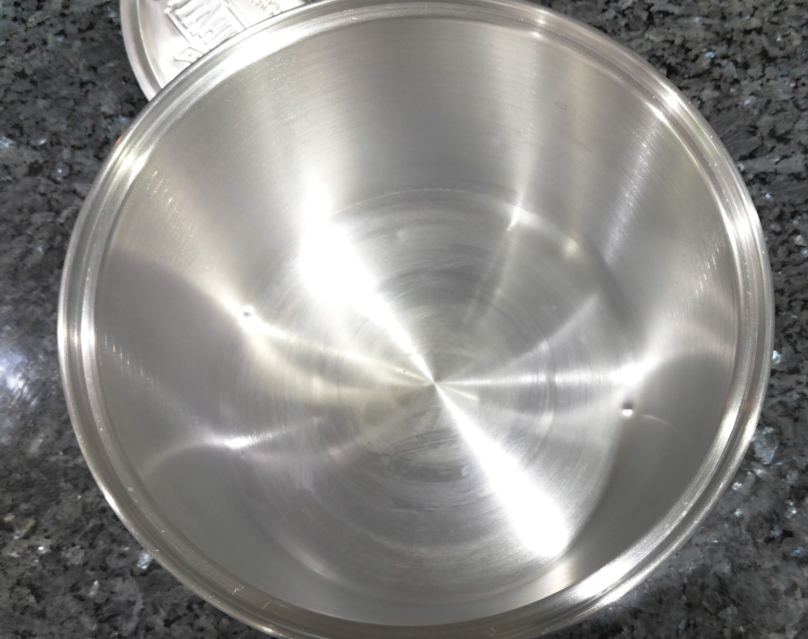 Whirley Pop 6-Qt Stovetop Popcorn Popper – Aluminum Pot with Wooden Handle – EUC