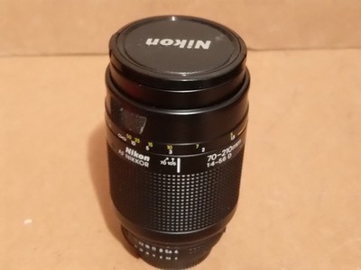 Nikon NIKKOR 70-210mm f/4.0-5.6 D AF Lens - plus Filter