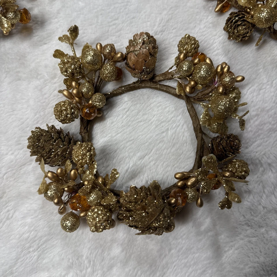 Pier 1 importado anéis de vela 6” através de pinhas douradas conjunto de 4 serve para vela de 3” - Imagem 2 de 4