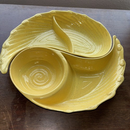 MCM California Pottery WINGS Appetizer Set Chip & Dip Yellow with Brown Specks - Picture 1 of 13