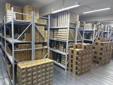 Urgent Delivery servo motor HF-KN23B new *rr