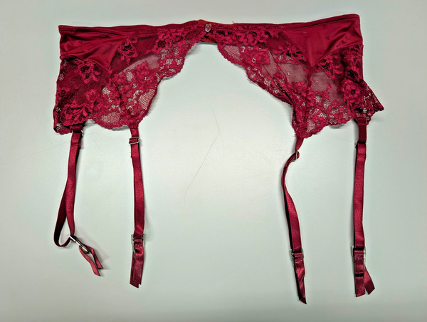 Lormar Strumpfhalter / Strumpfgürtel / Strapse in rot Gr. L