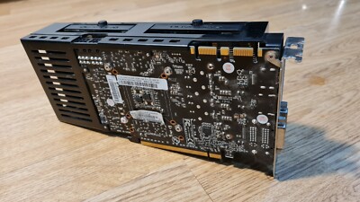 GAINWARD GEFORCE GTX 760 Phantom 2 Go de mémoire GDDR 5 PCI-E EUR 125,00 - FR