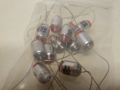 Styroflex Polystyrene Capacitors (12) 2500pf 160V Axial Leads NOS Diel 5%