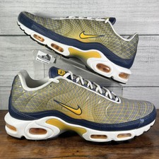 air max plus wave grid