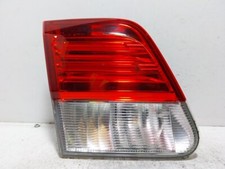 TOYOTA AVENSIS RHD 2015 RÜCKLEUCHTE/RÜCKLEUCHTE AN HECKKLAPPE LINKS 8159005130