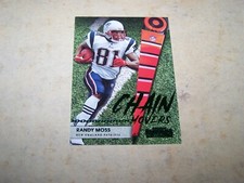 2021 Panini Contenders Chain Movers Randy Moss Emerald NFL Football Card
