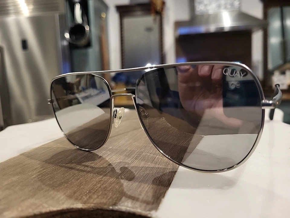 Gafas de sol Quay Living grandes 122 gafas de sol de aviador Australia 🇦🇺 Foto 3 de 4