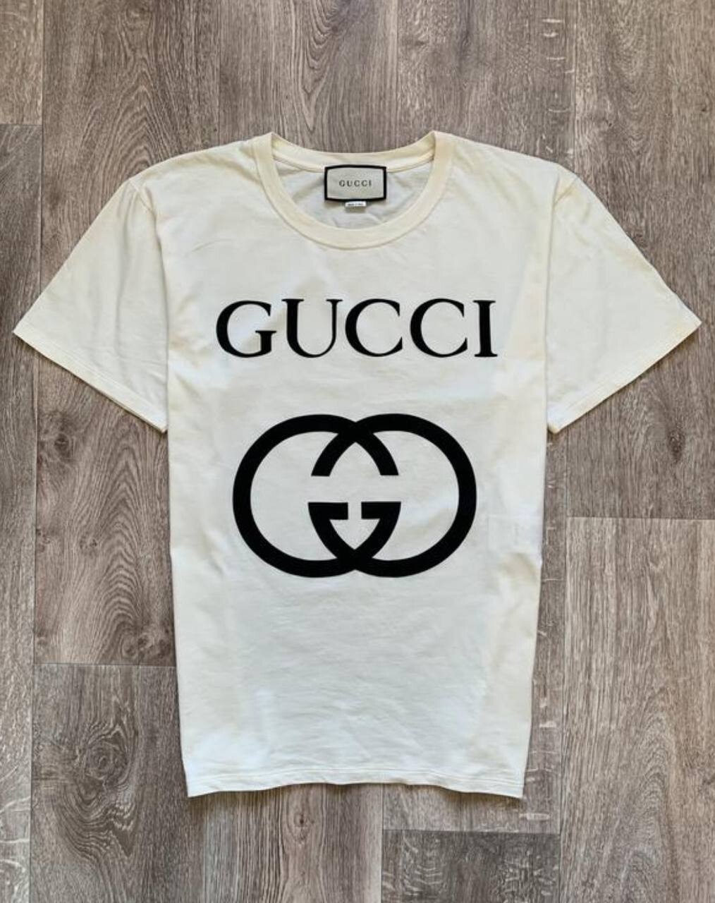 Gucci Short Sleeve T-Shirt with Interlocking Logo in Size L
