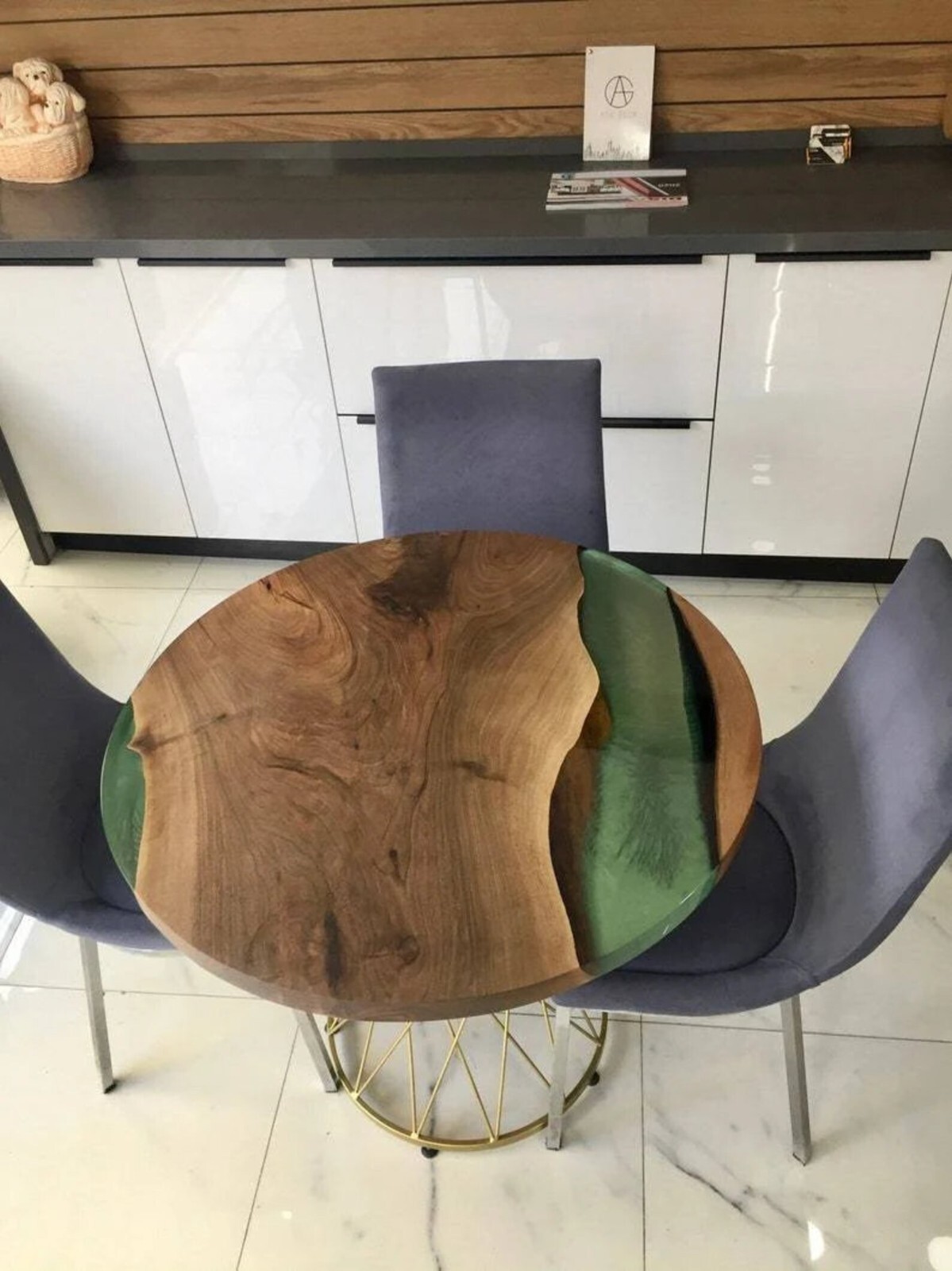 48-Inch Round Epoxy Resin Dining Tabletop - Modern Elegant Home Decor Centerpiece