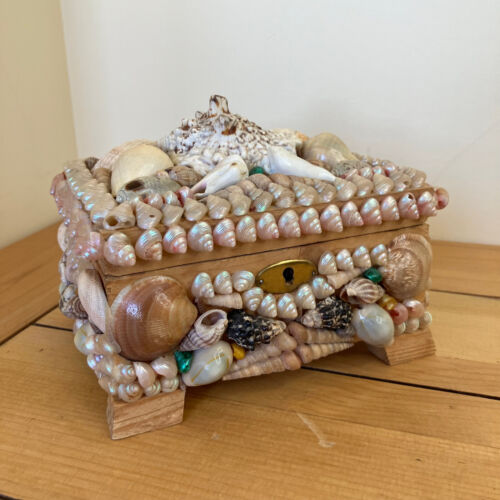 Boîte à bijoux en bois coquille de mer vintage sirène de l'océan coffre 6" de long - Photo 1 sur 9