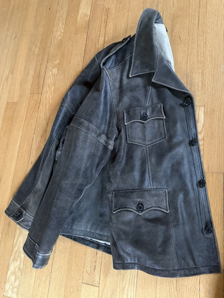 Genuine Leather Distressed Guess Men’s Jacket X-Large - Image 3 of 4