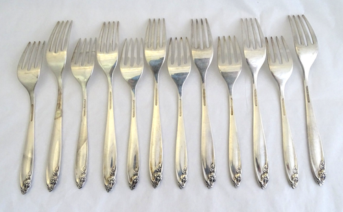 WALLACE STERLING FLATWARE / ASSORTED / 37 PIECES / WITH CASE / CBa1 - Picture 6 of 24