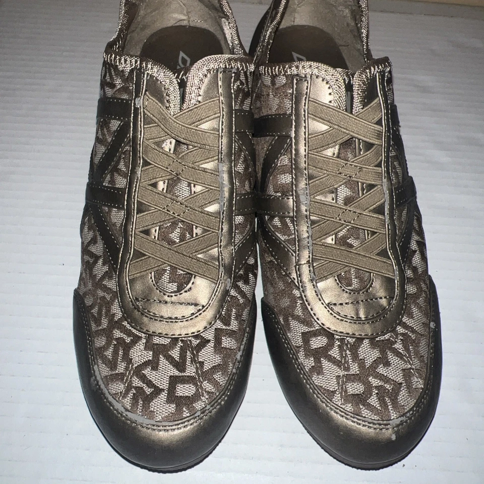 DKNY Donna Karan Brown/Tan Logo Print Wedge Heel Sneakers Size 10 - Image 2 of 4