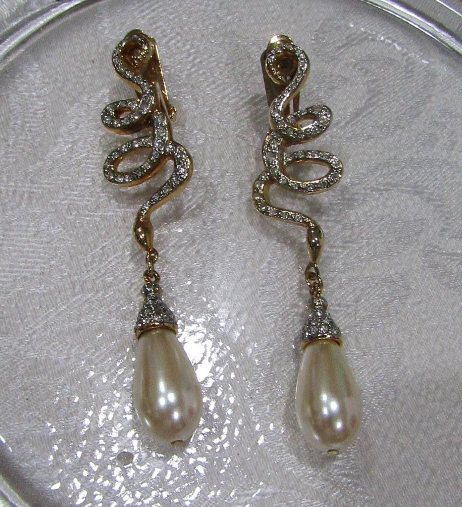 Vintage Coiled Serpent Clip-On Earrings for Women’s Jewelry