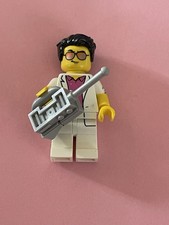 LEGO 71018 Minifigures Series 17 Yuppie