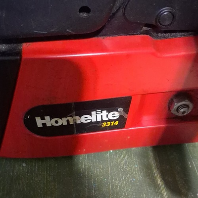 #ad Homelite 3314 33cc Gas Chainsaw w Chain Brake Red Black Yellow $59.87