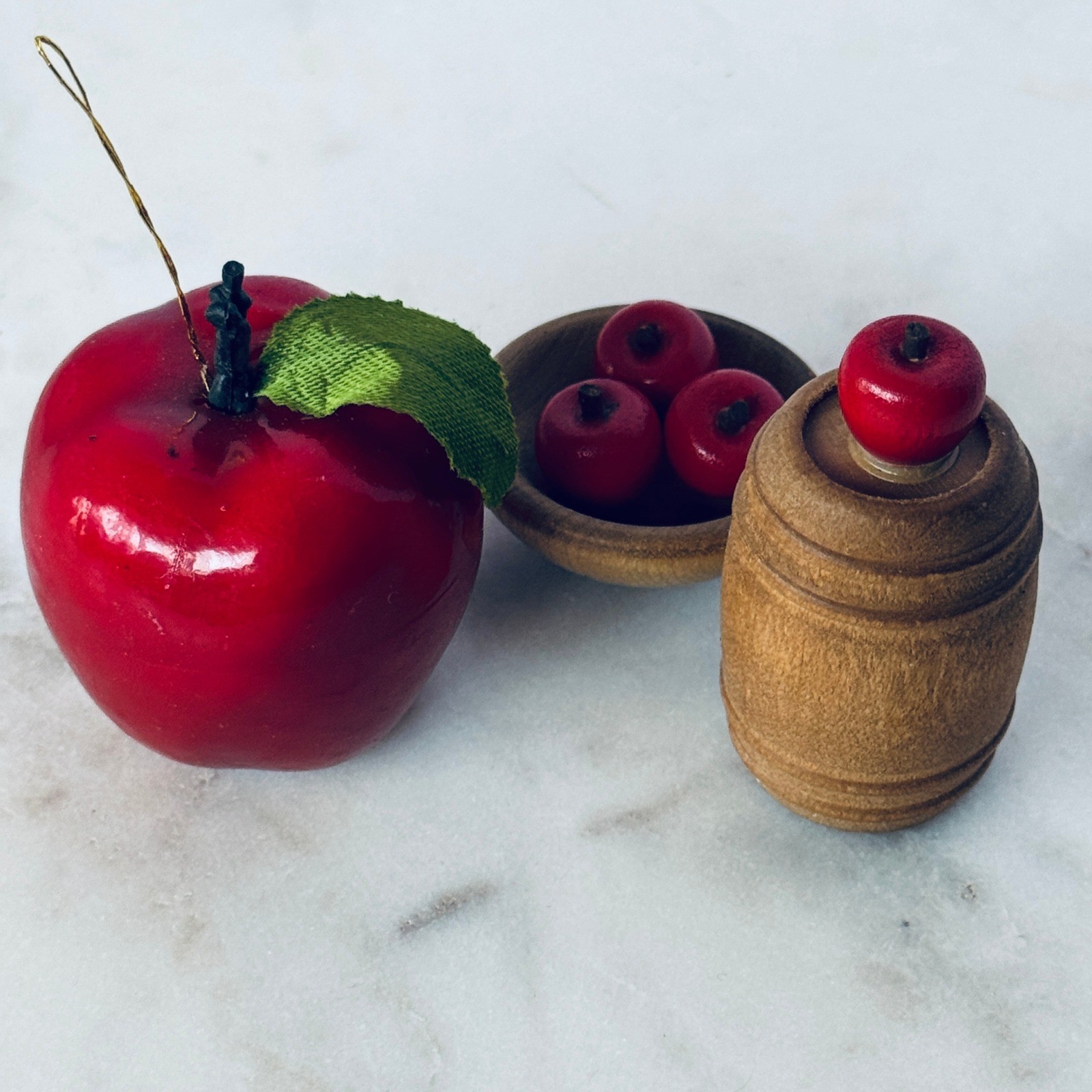 Vintage Miniature Apples Cider Barrel Wood Bowl Holiday Kitchen Miniature Decor