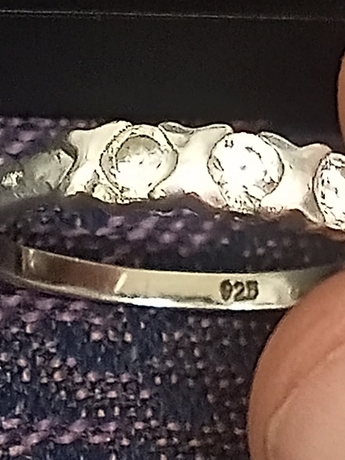 925 Solid Silver Ring With Five Unknown Clear Rou… - image 5