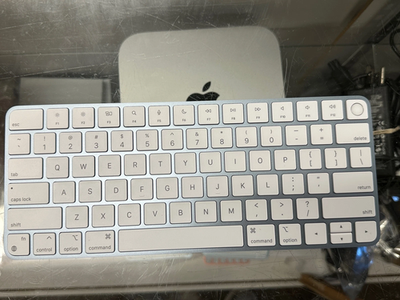 Apple Magic Keyboard with Touch ID for M1 Macs Wireless A2449
