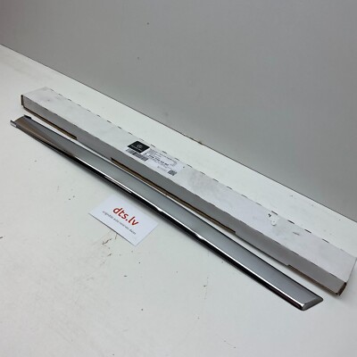 OEM Mercedes Benz GLK Class X204 Rear Left Door Trim A2047300380