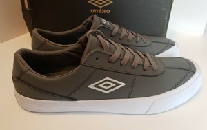 umbro tennis shoes