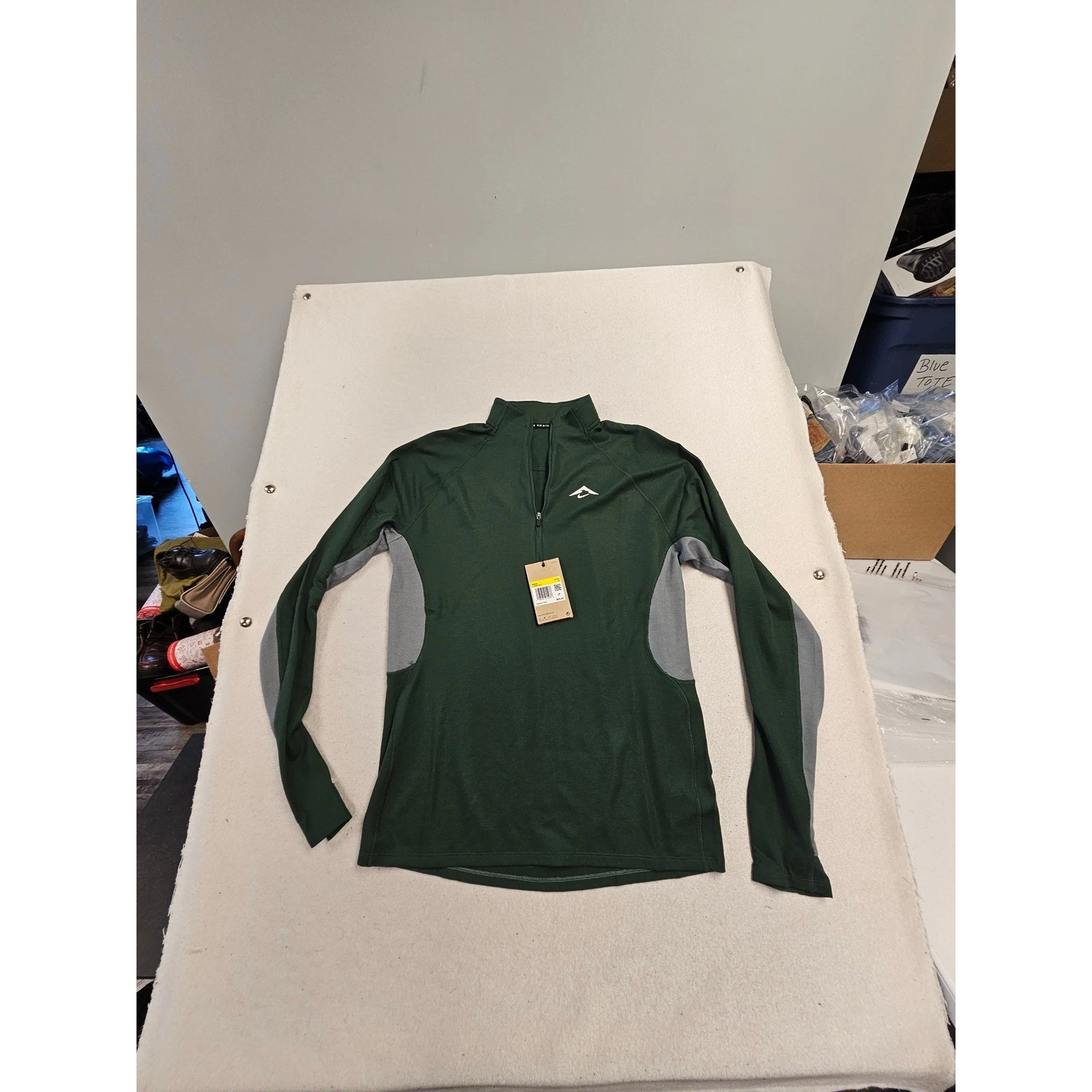Nike Trail Dri-FIT Half Zip Running Top Mens Small Green FV9994-323 NWT