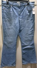 New Sofia Vergara Medium Wash High Rise Flare Jean. Size 20. Great Casual Jeans.
