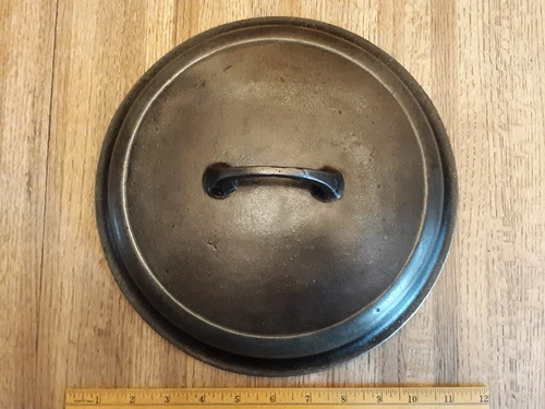 VINTAGE GRISWOLD 1288. No.8 SELF BASTING MADE IN USA CAST IRON LID FLAT GHOST MK