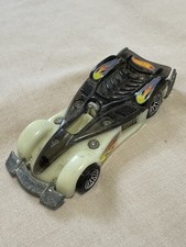 Hot Wheels 1995 Road Rocket Die cast Toy Car Glow In The Dark Mattel