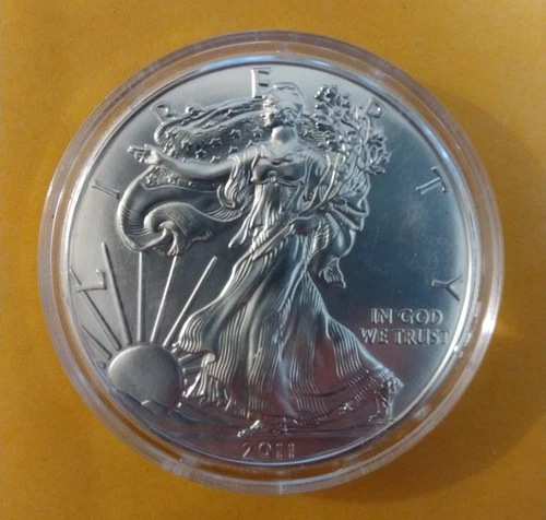 2011 WALKING LIBERTY AMERICAN EAGLE .999 FINE SILVER DOLLAR COIN 1oz.