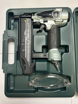 #ad Hitachi NT50AE2 S 2” 18 Gauge Brad Nailer w Case – Excellent $50.00