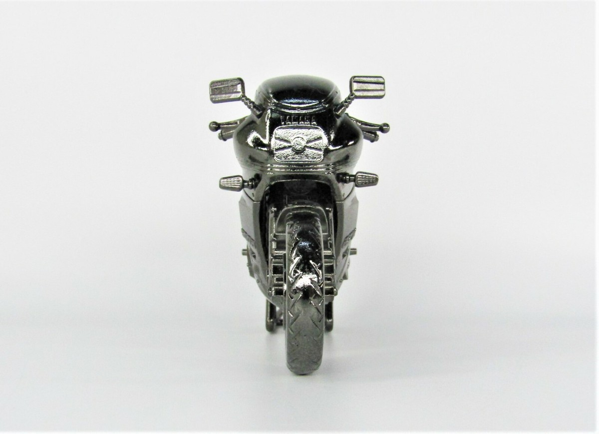 美品 YAMAHA RZV500R ミニレプリカ 世界の名車シリーズvol.36 レッドバロン RZV 500R ミニレプリカ 世界の名車シリーズ vol.36