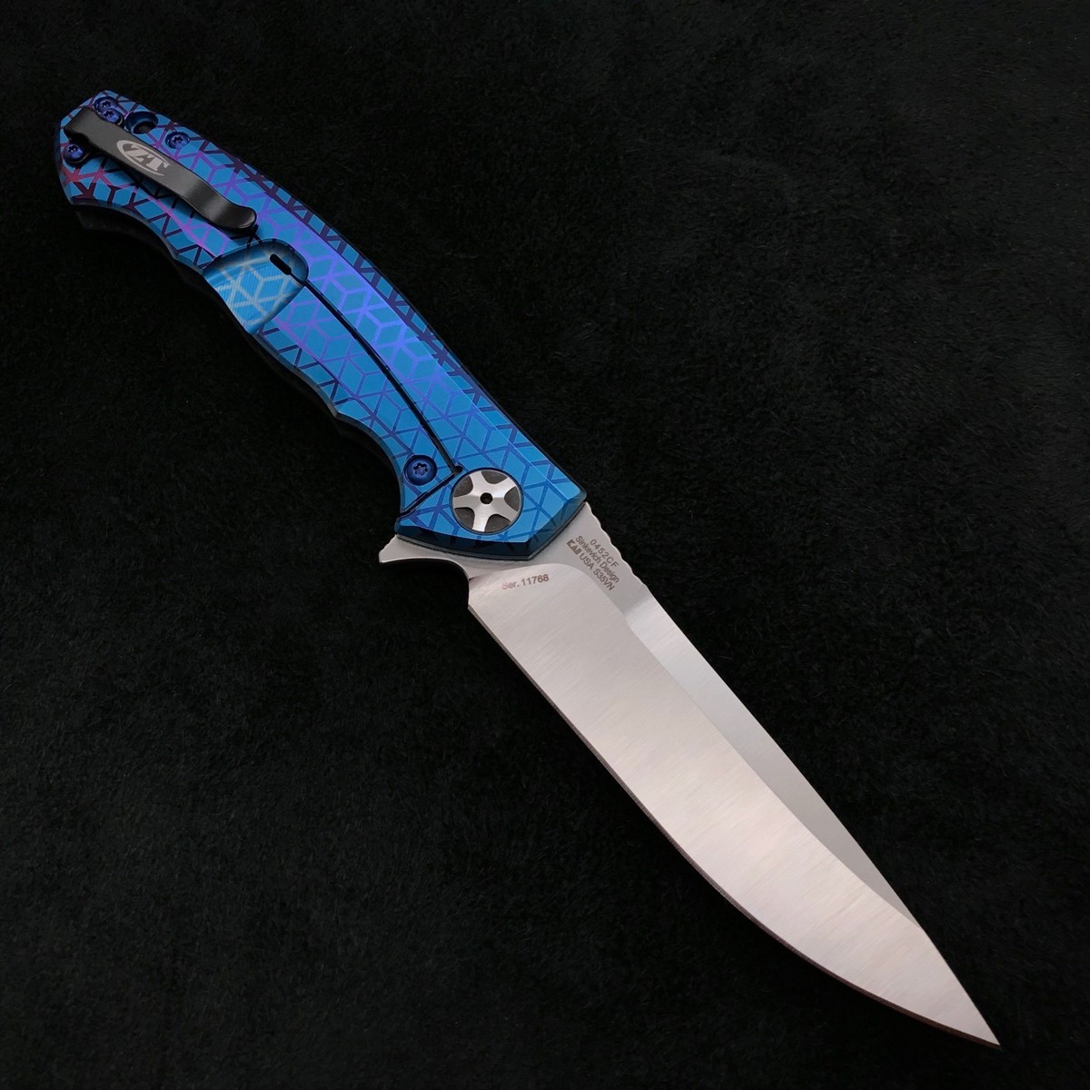 Zero Tolerance ZT 0452CF Plain Edge Folder BWL Blue Rhombus Ano