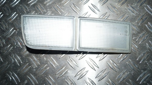 ++ VW Passat 35i Blende Nebelscheinwerfer / Blinker weiß links vorne 1H094177 A