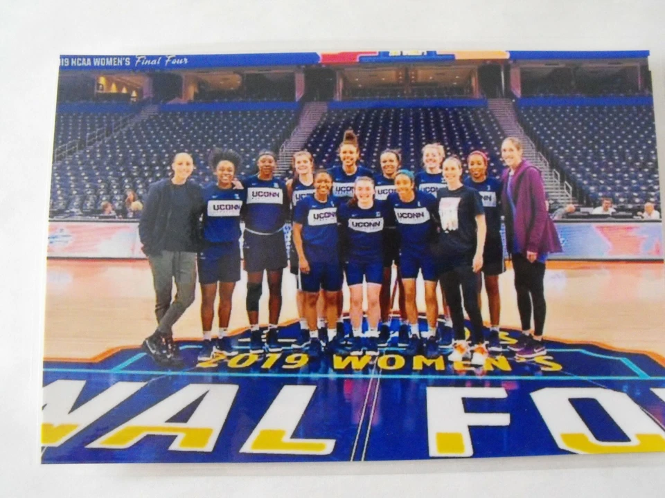 : UConn Womens Basketball: Full Color Laminated Team Photo from 2019 Final Four - Image 2 of 4